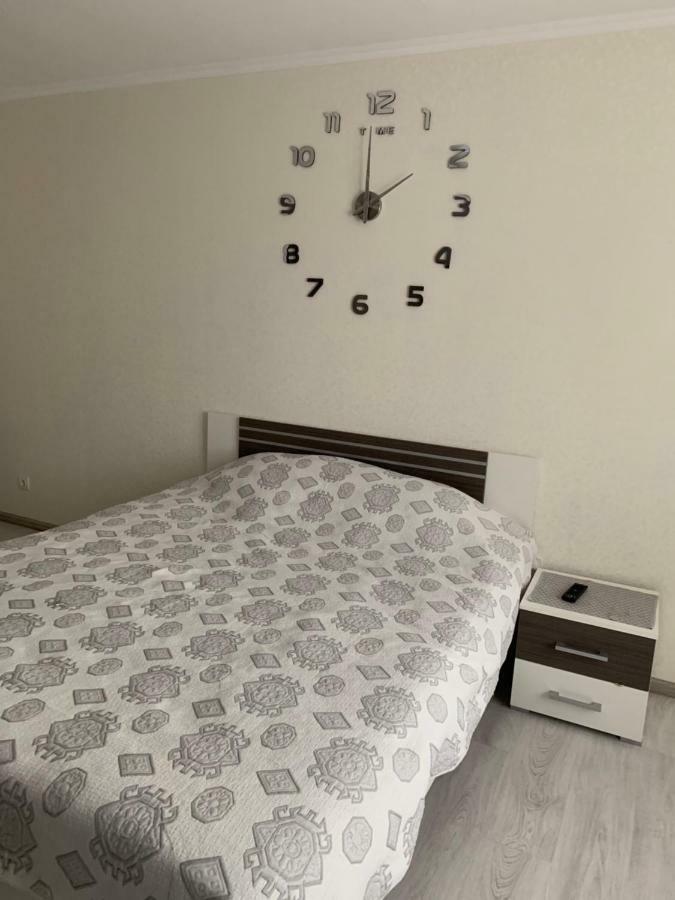 Apartments On Priportovaya,35 Cherkasy Bagian luar foto