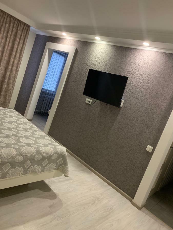 Apartments On Priportovaya,35 Cherkasy Bagian luar foto