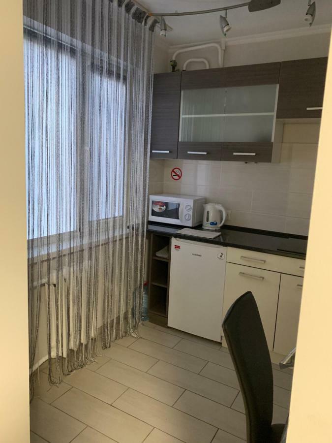 Apartments On Priportovaya,35 Cherkasy Bagian luar foto